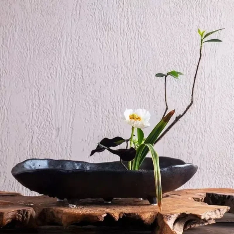 

1pc Ceramic Black Irregular Flower Arrangement Flower Arrangement Vessel Jianshan Flowers Arrangement Square Boat Japanese Style