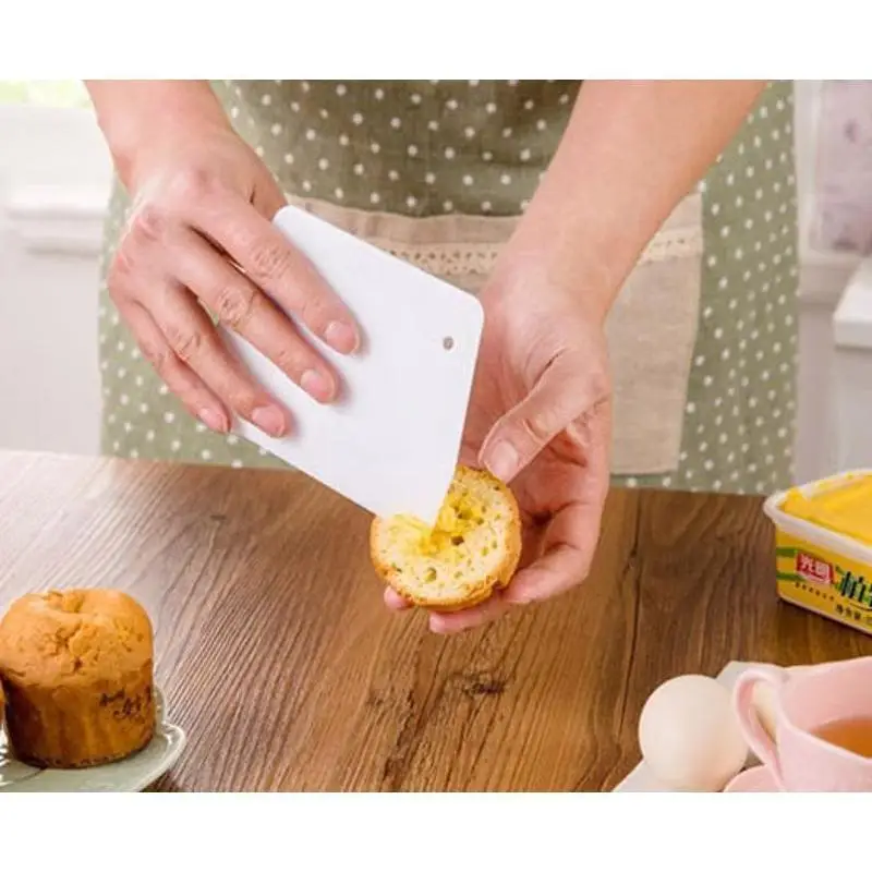 Plastic Trapezoidal Cutting Knife Kitchen Baking Pastry Tool Bread Dough Pastry Cutting Knife Kitchen Noodle Bread Scraper Tool