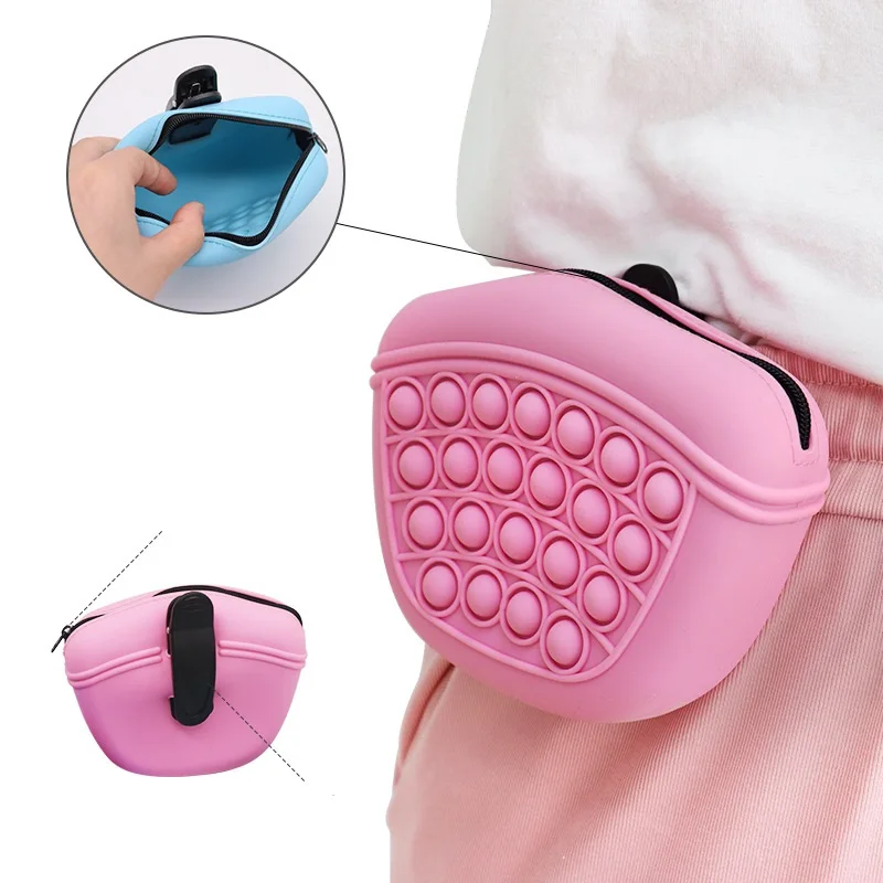 

Hot Sale Silicone Waterproof Pet Waist Bag Puppy Training Pet Dog Bag Outdoors