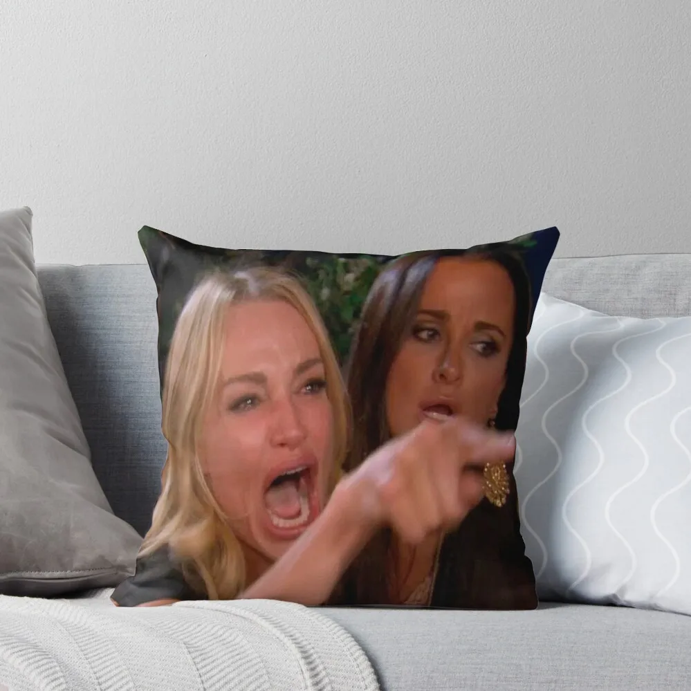

Woman shouting at a cat Throw Pillow Luxury Sofa Cushions autumn decoration pillowcases for sofa cushions Sofa Cushion