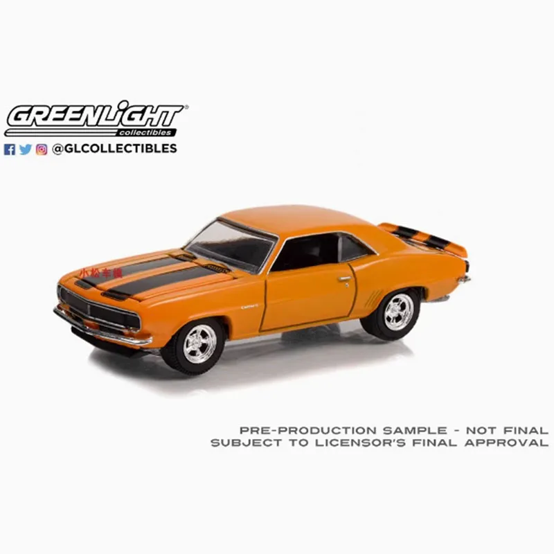Luz verde escala 1:64 1967 camaro rs carro muscular liga simulação