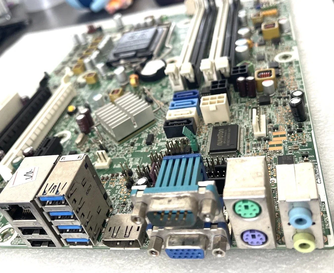 656933-001 For HP Compaq 8300 8380 Motherboard 657094-001 Mainboard 100%tested fully work 5 656933-001 For HP Compaq 8300 8380 Motherboard 657094-001 Mainboard 100%tested fully work - Image 3