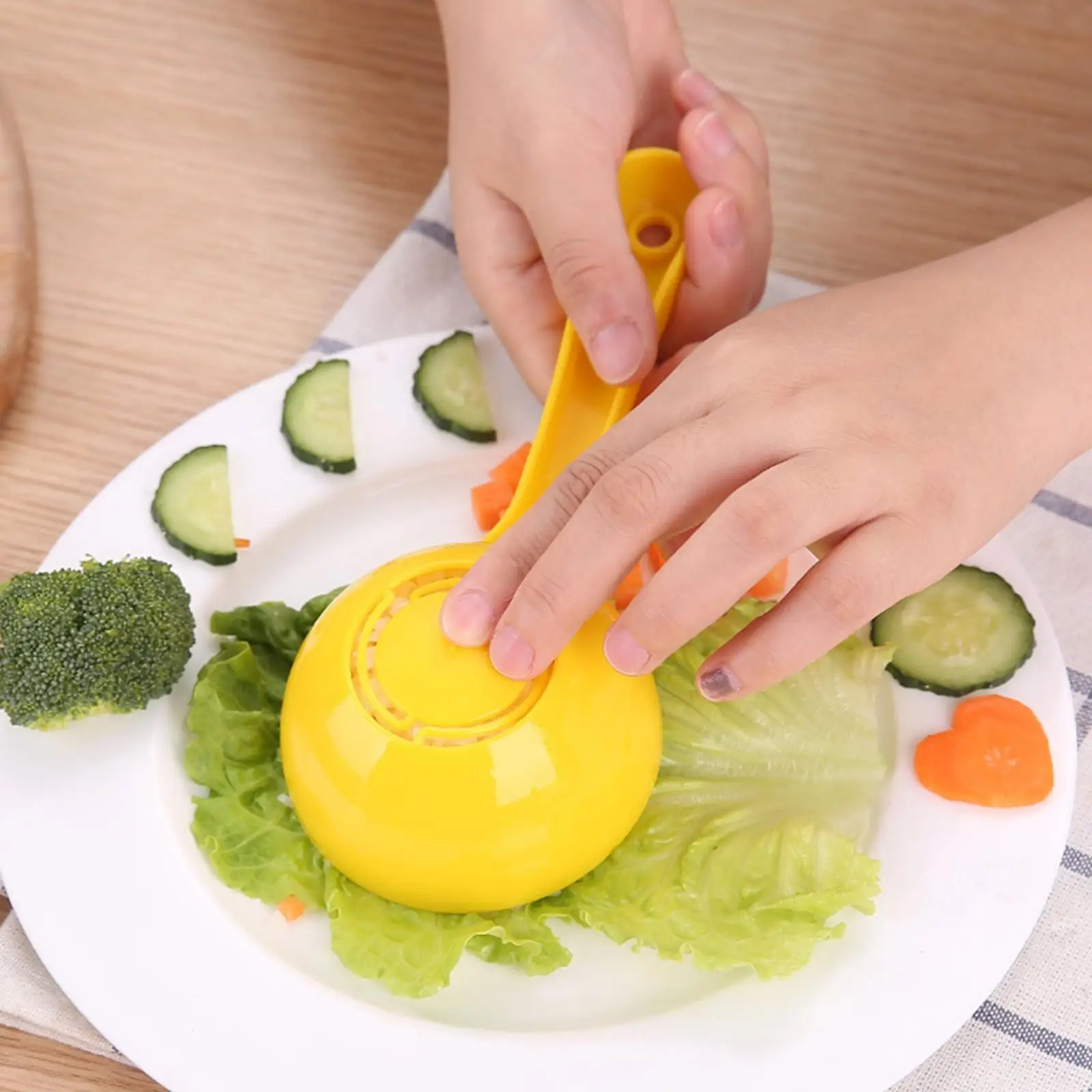 Rice Scoop Mold Non-stick DIY Sushi Mold Rice Ball Spoon Half Round Cooke Spoon 1pc Kitchen Accessory Tool