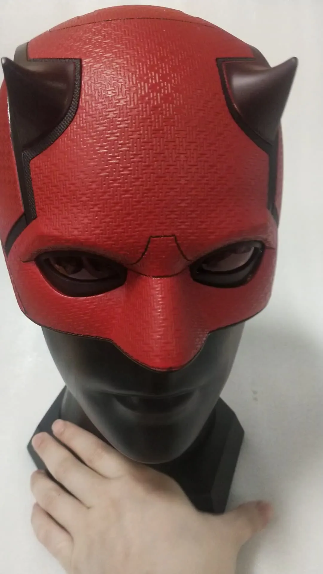 Casco Maschera Xcoser Daredevil: Born Again - Resina, Cosplay Adulto Unisex, Colore Rosso, Replica Ufficiosa