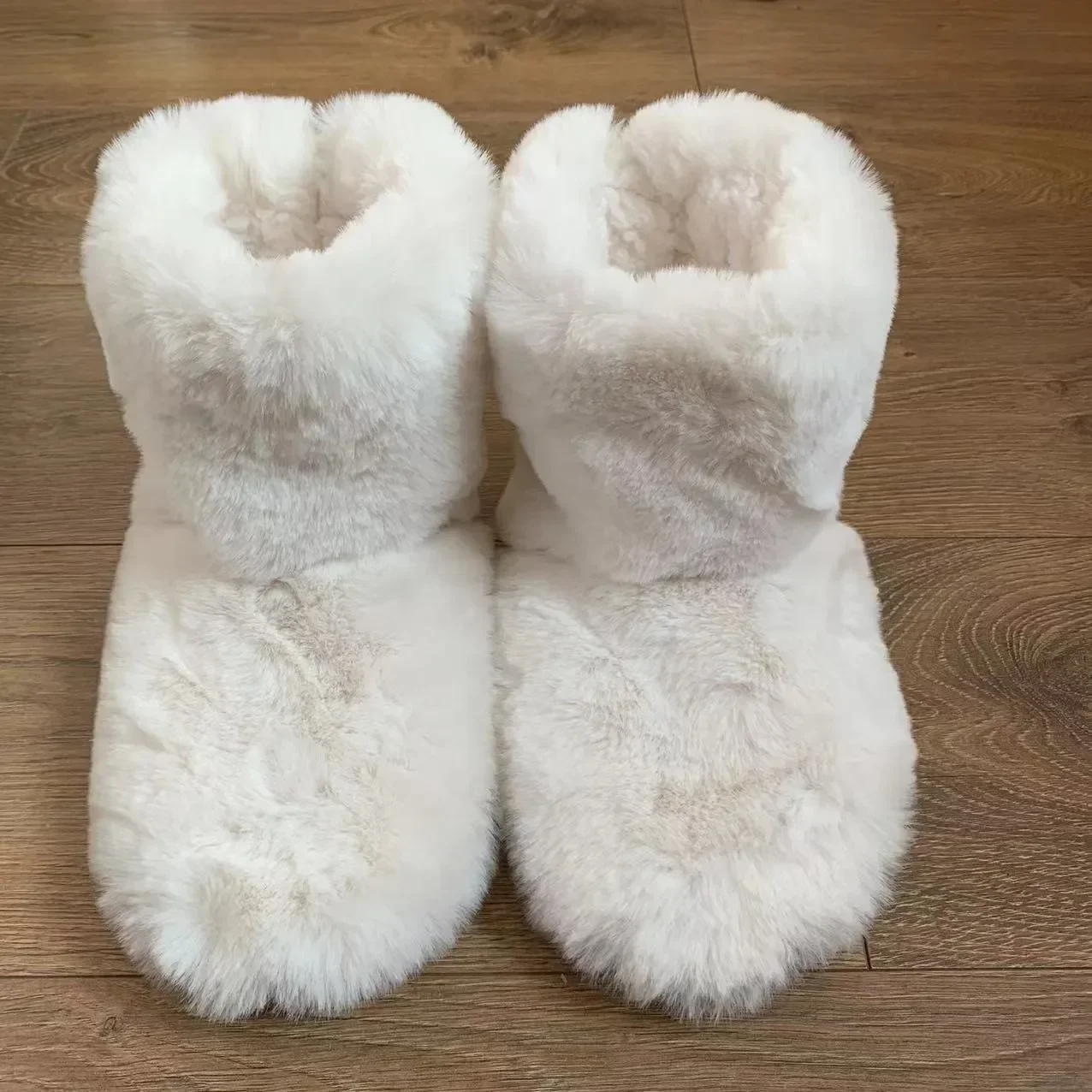 Pantoufles d'hiver pour femmes et hommes, fourrure pelucheuse, chaudes, plates, pour chambre d'intérieur, moelleuses, chaussures de sol en laine et polaire, bottes poilues