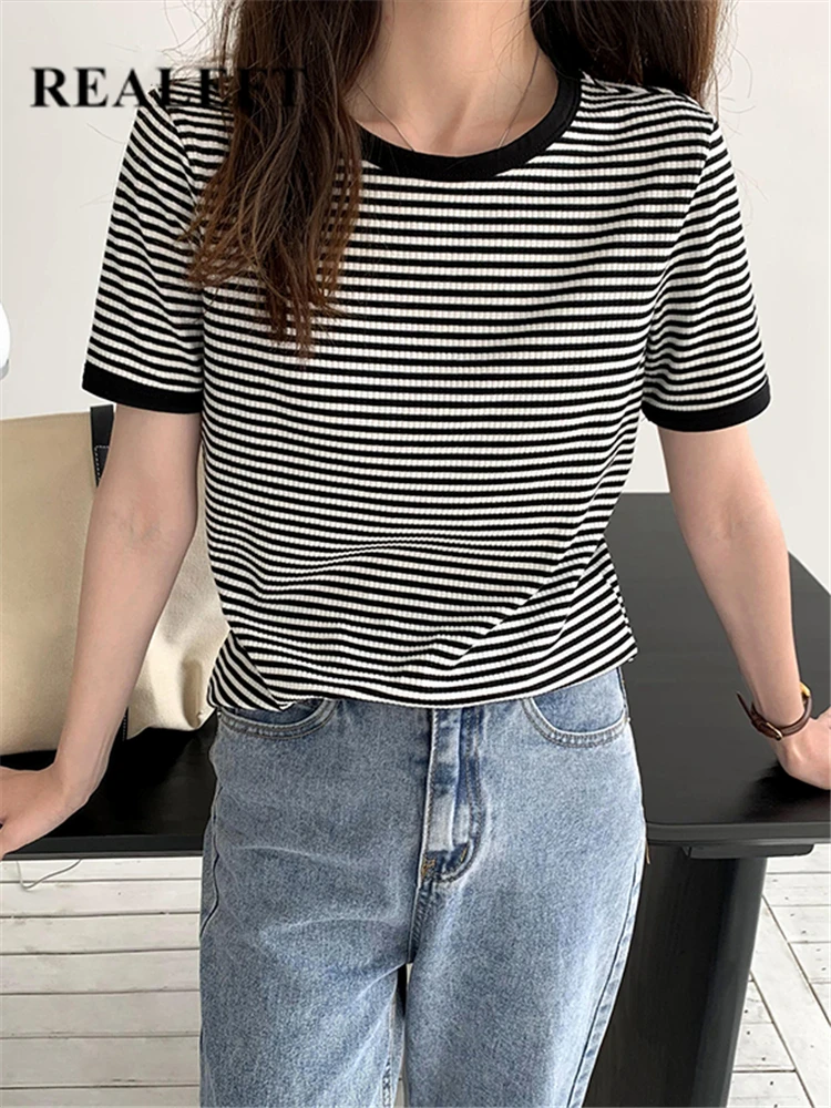 Hollister Cropped Shirt black striped pattern elegant Fashion Shirts Cropped Shirts 