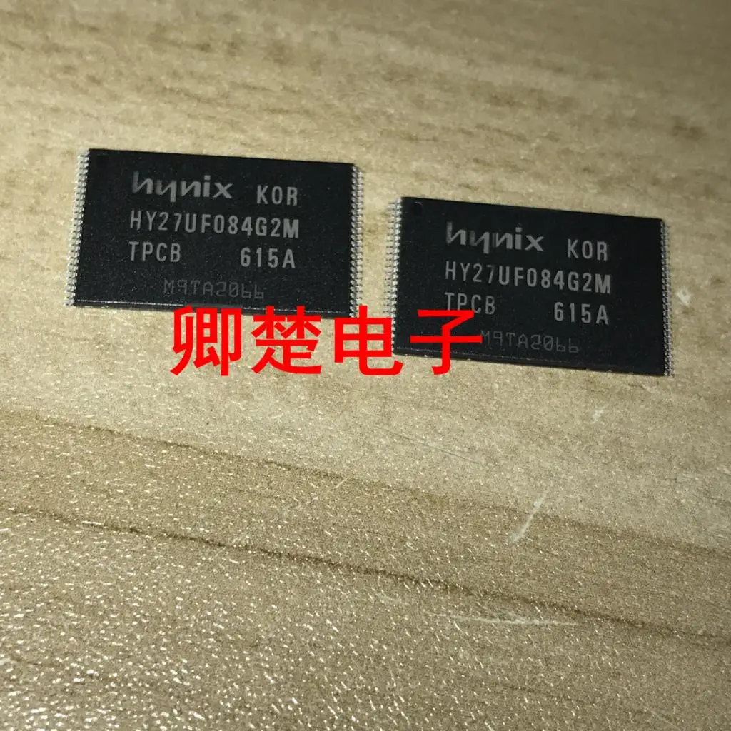 

Новый и оригинальный чип памяти HY27UF084G2M - TPCB TSSO48