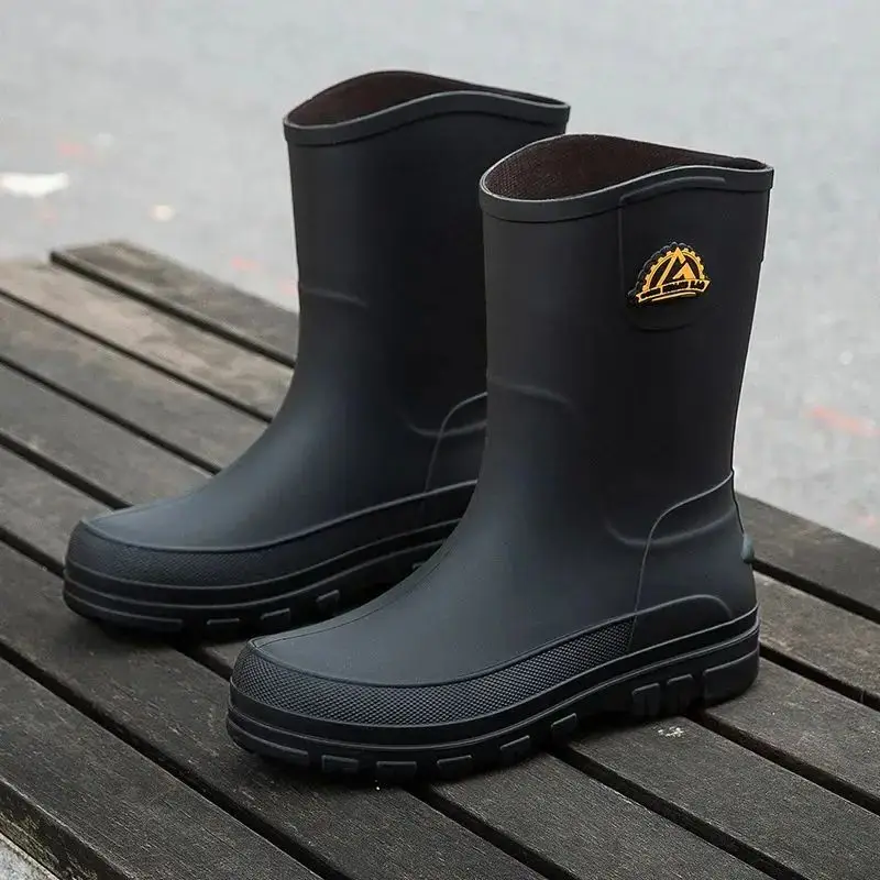 New Fashion Men Rain Boots Platform Waterproof Anti-skid Work Chef Shoes Fishing Shoes Outdoor Middle Tube Cycling Rubber