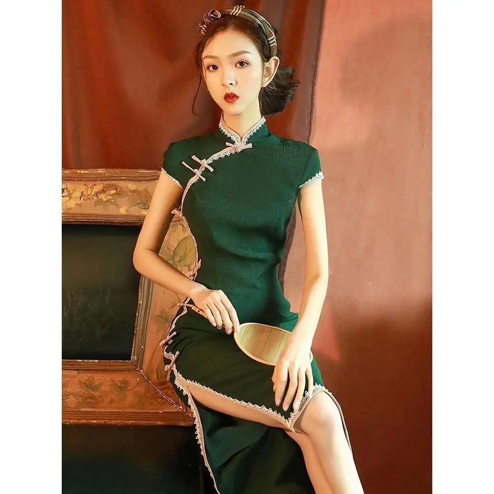 

2020 Chinese Vintage Cheongsam Dark Green Improved Retro Republican Elegant Slim Long Dress Qipao Traditional Clothing for Women