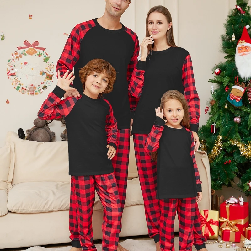 thumbnail image 1 of Ropa de Año Nuevo 2023 Conjuntos familiares a juego de Navidad Conjunto de pijamas para mamá, papá y niños Conjuntos de ropa en blanco de 2 piezas Pijamas de aspecto navideño, 1 of 5