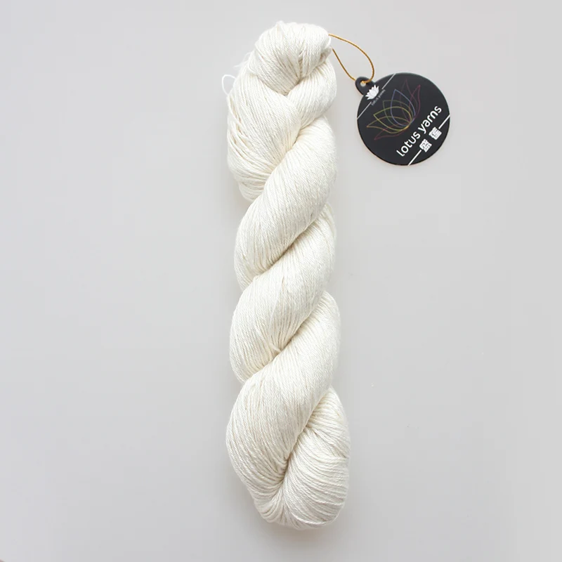 Lotus Undyed Silky Merino DK Weight Yarn Nat White Color For Dyeing or Knitting Garments 5