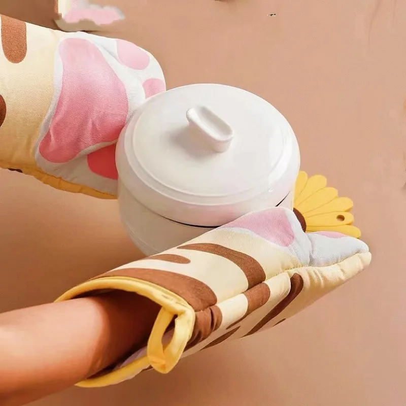 Thick cotton oven mitts cat claw baking oven gloves anti scald microwave heat resistant insulation non-slip cat paw gloves 1pc