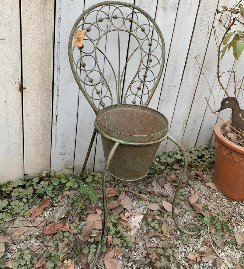 creative-decorated-garden-patio-terrace-vintage-flower-pot-metal-iron-retro-chair-style-plant-bucket-stand