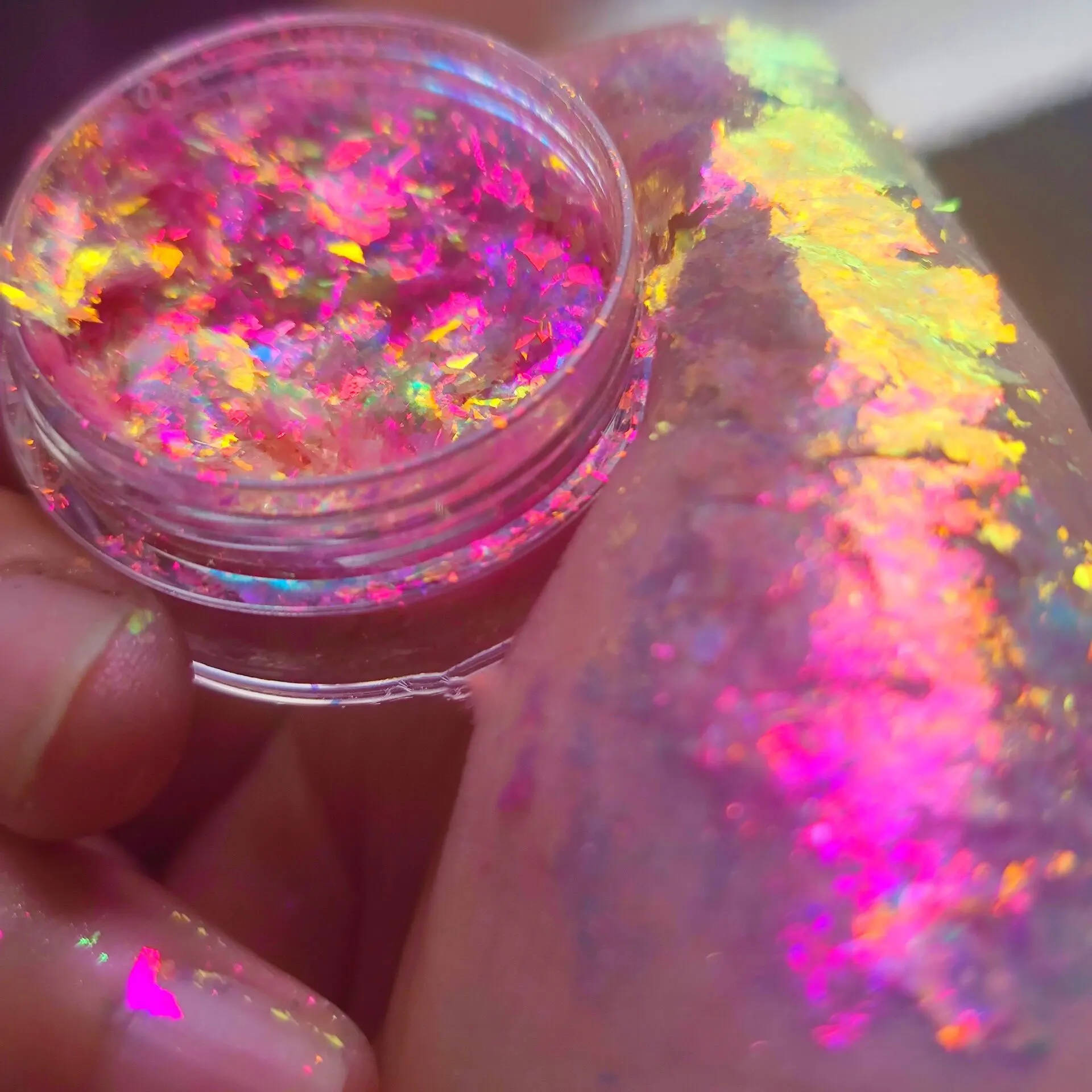 Nail Flakes Sparkly Chameleon Nail Opal Flakes Magic Mirror Aurora Thick Nail Sequins Pigment Eye shadow Colorshift Mermaid Chrome Dust