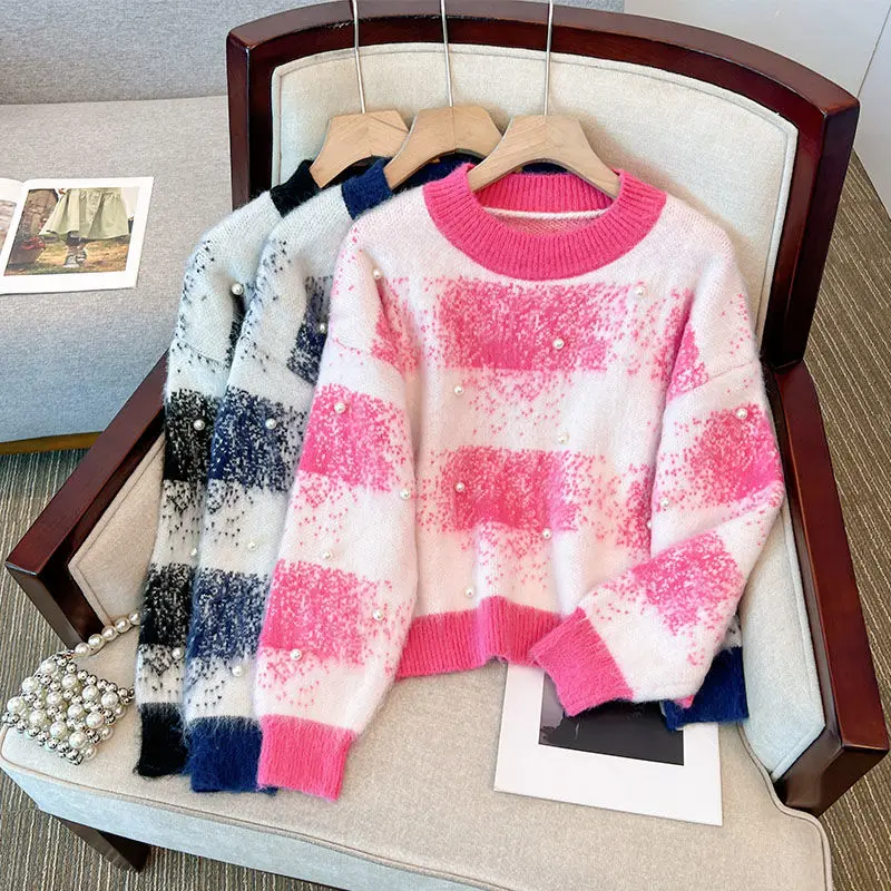 Рисунок 3 - Женский вязаный свитер большого размера