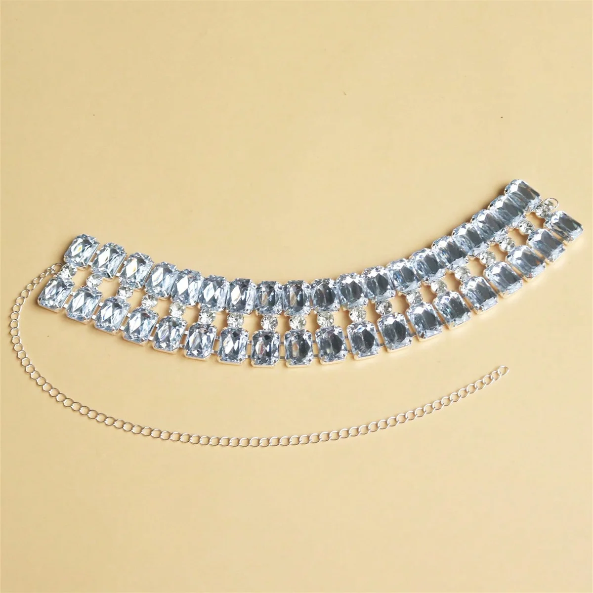 Elegante Mode mehrschichtige unregelmäßige funkelnde Strass Halskette Braut Hochzeit luxuriöse Schmuck Halskette Ornamente