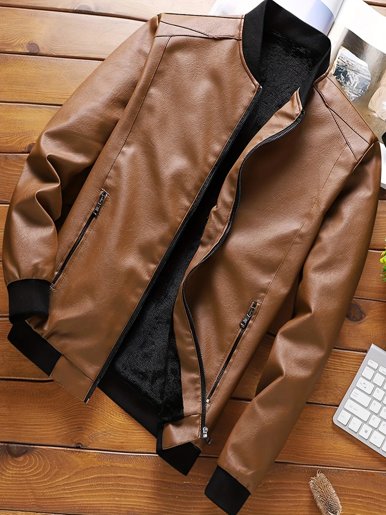 Man Fashion Jacket Casual Style Tactical Clothing Cardigan Outdoor Sports Withzipper Techwear Cold Oversize Windbreak