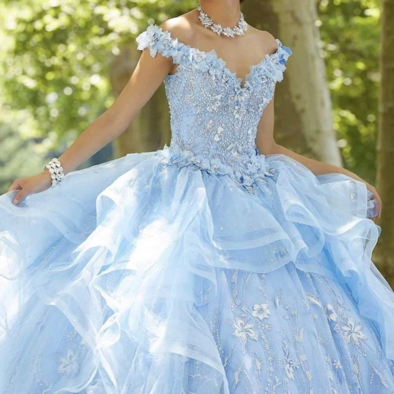 

Princess Blue Quinceanera Dresses 2023 V Neck Lace Flowers Applique Ball Gown Sweet 15 16 Prom Dress Birthday Party Custom Made