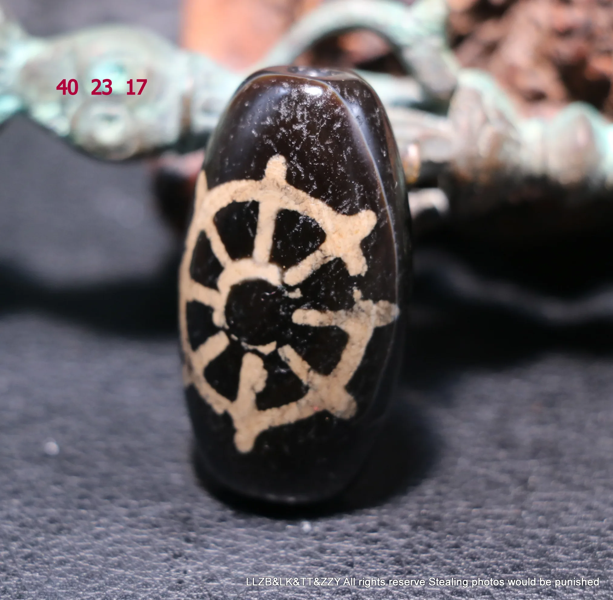 

UDP0914A12 Treasure Ultra Energy Tibetan old Agate Falun Wheel Good Fortune dZi Bead Pendant Totem UPF19B LKbrother Sauces