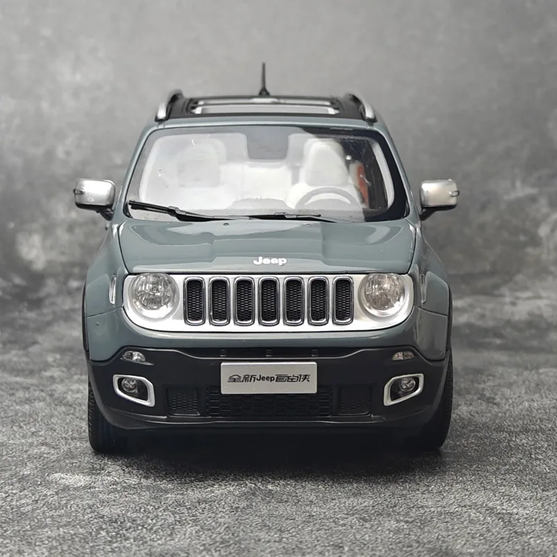OEM 1/18 scale new Jeep Renegade SUV Metal car model static