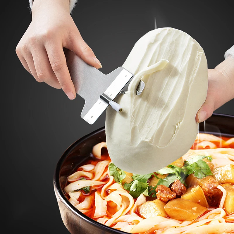 Stainless Steel Noodles Slitting Knife Handle Kitchen Gadgets Spaetzle Maker Wide Mouth Sliced Noodles Maker Special Noodle Tool