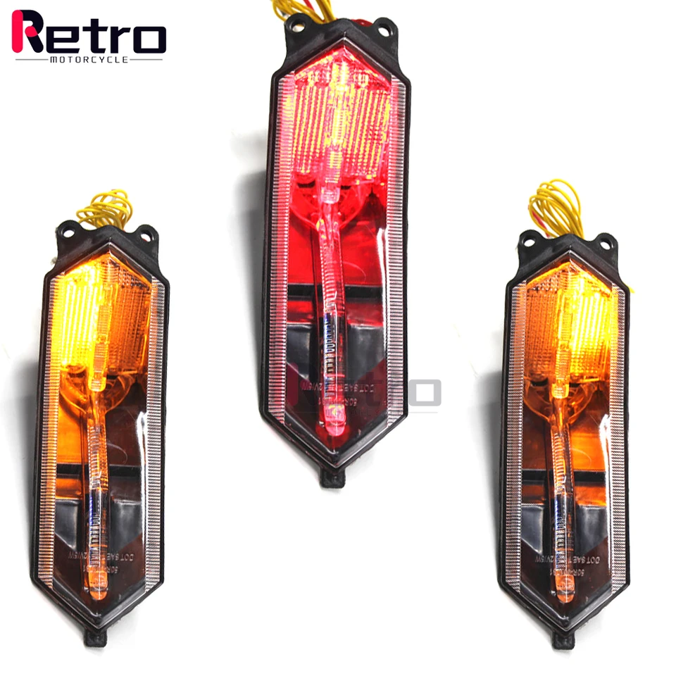 Feu Stop Arrière LED Moto Avec Clignotants Intégrés - Compatible Yamaha YZF R1 2002-2003 Et Raptor 700