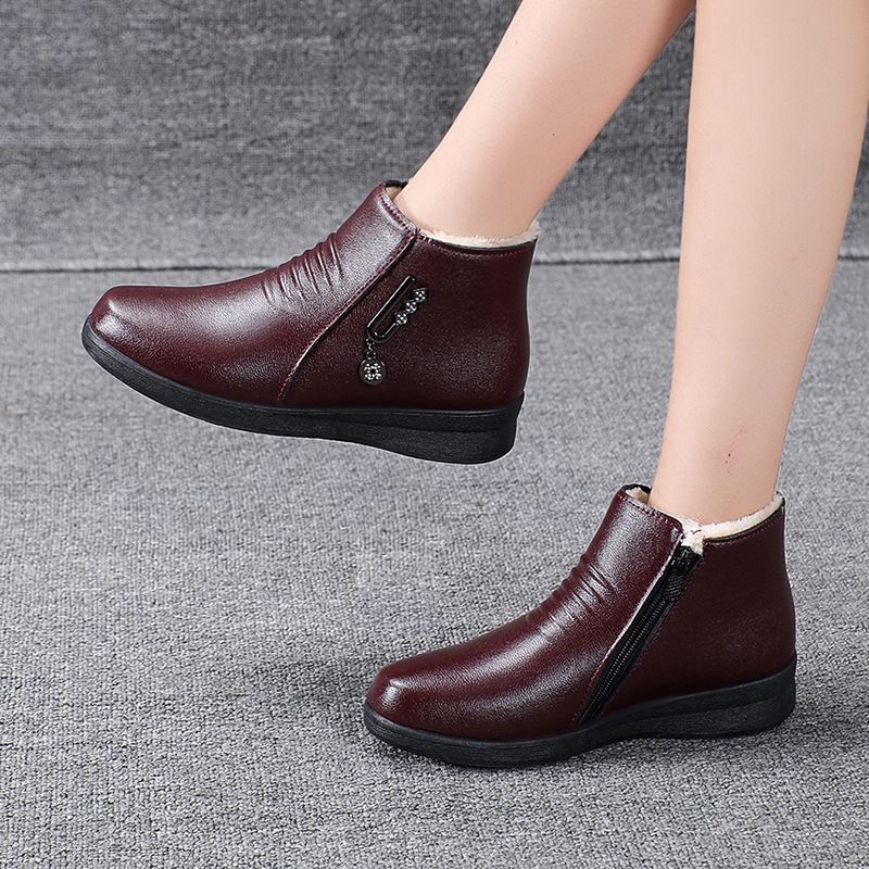 Leather Boots 2024 New Winter Middle-aged Flat Bottom Shoes for Women Soft Bottom Non-slip Wool Warm Cotton Shoes Women Boots