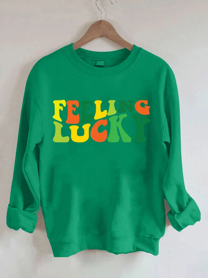 Feeling Lucky Letter Print Hoodies Casual Crew Neck Sweatshirt  Long Sleeve Large Street Style Fashion Women's Street Clothing