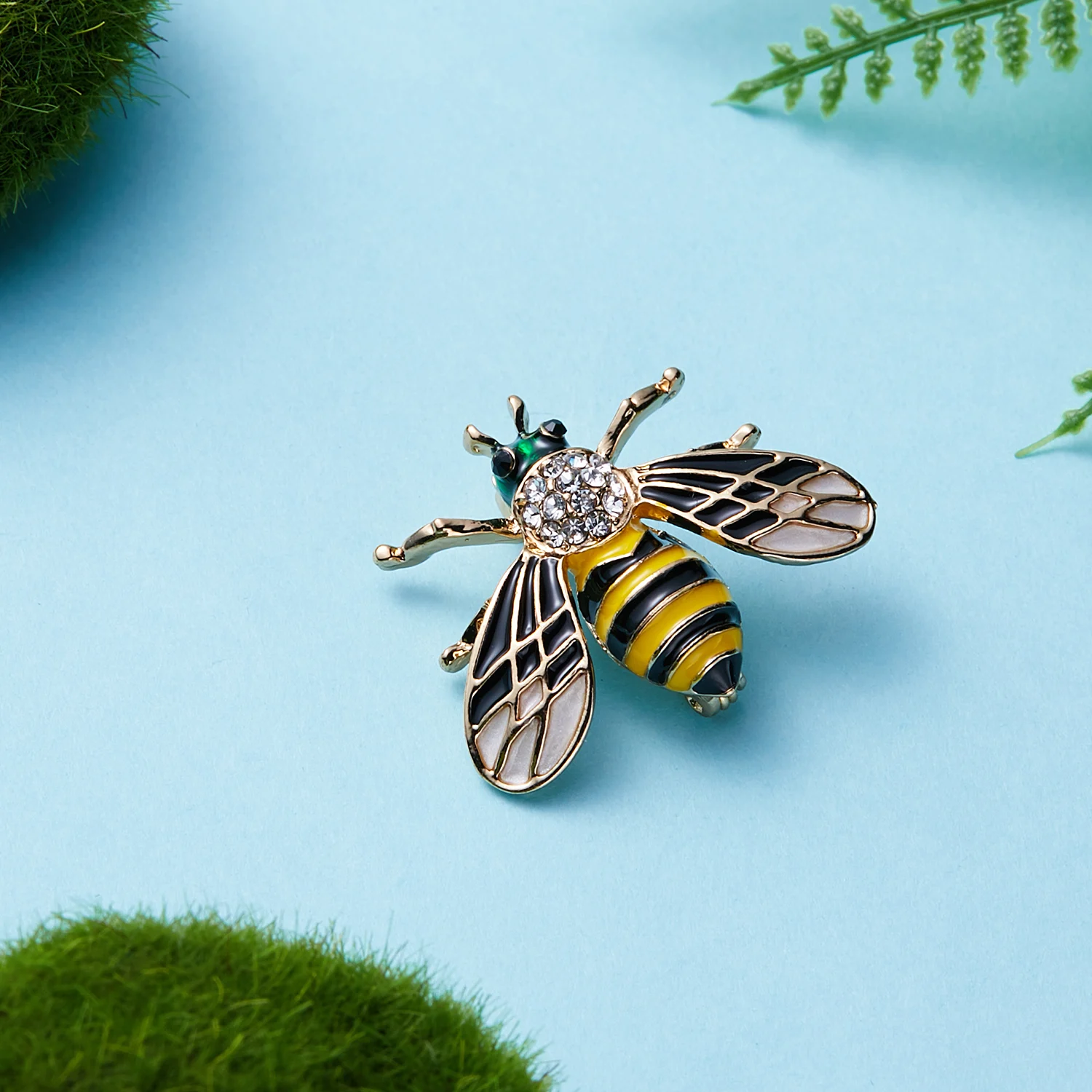 Vintage Fashion Bee Insect Brooch Colorful Enamel Crystal Rhinestone Animal For Women Men Statement Jewelry