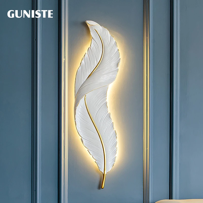 

Feather wall lamp living room light luxury creative bedroom bedside lamp decorative light modern simple TV grille background wal