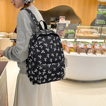 Zaino in Nylon Floreale Leggero e Molto Elegante per Donne, 6 Colori, Portatile per Viaggi, Scuola, Uso Quotidiano e Outdoor