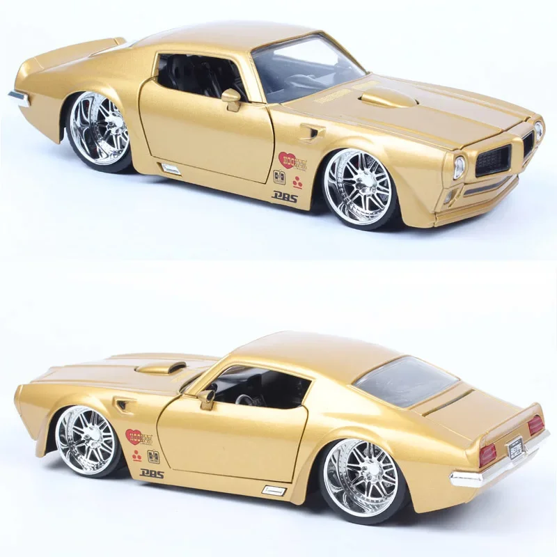 

1:24 Fast & Furious 1972 Pontiac Firebird Muscle sports car High Simulation Diecast Car Metal Alloy Model Car Gift Collection