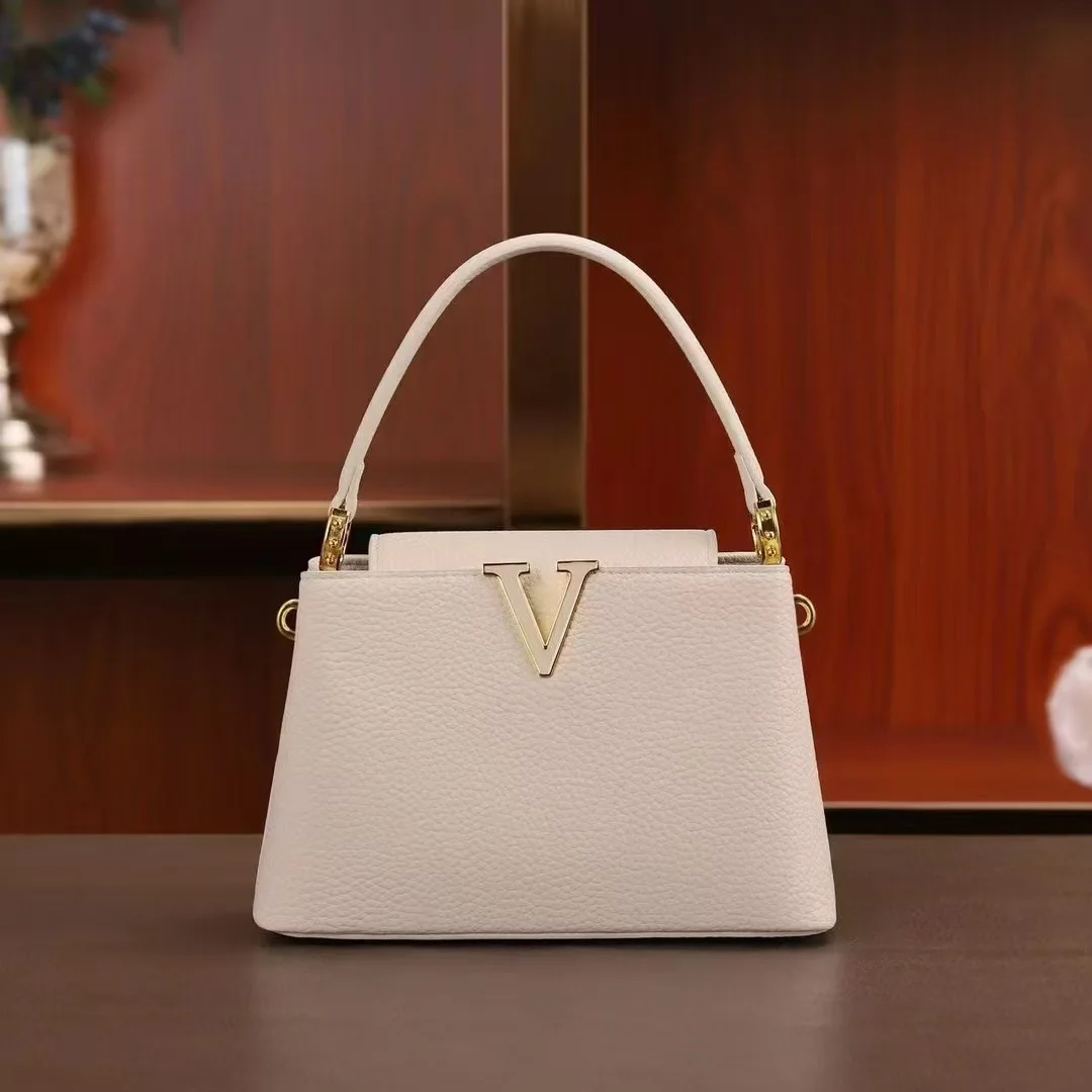 حقيبة ساعي عصرية محمولة باليد مزخرفة بسيطة على شكل...