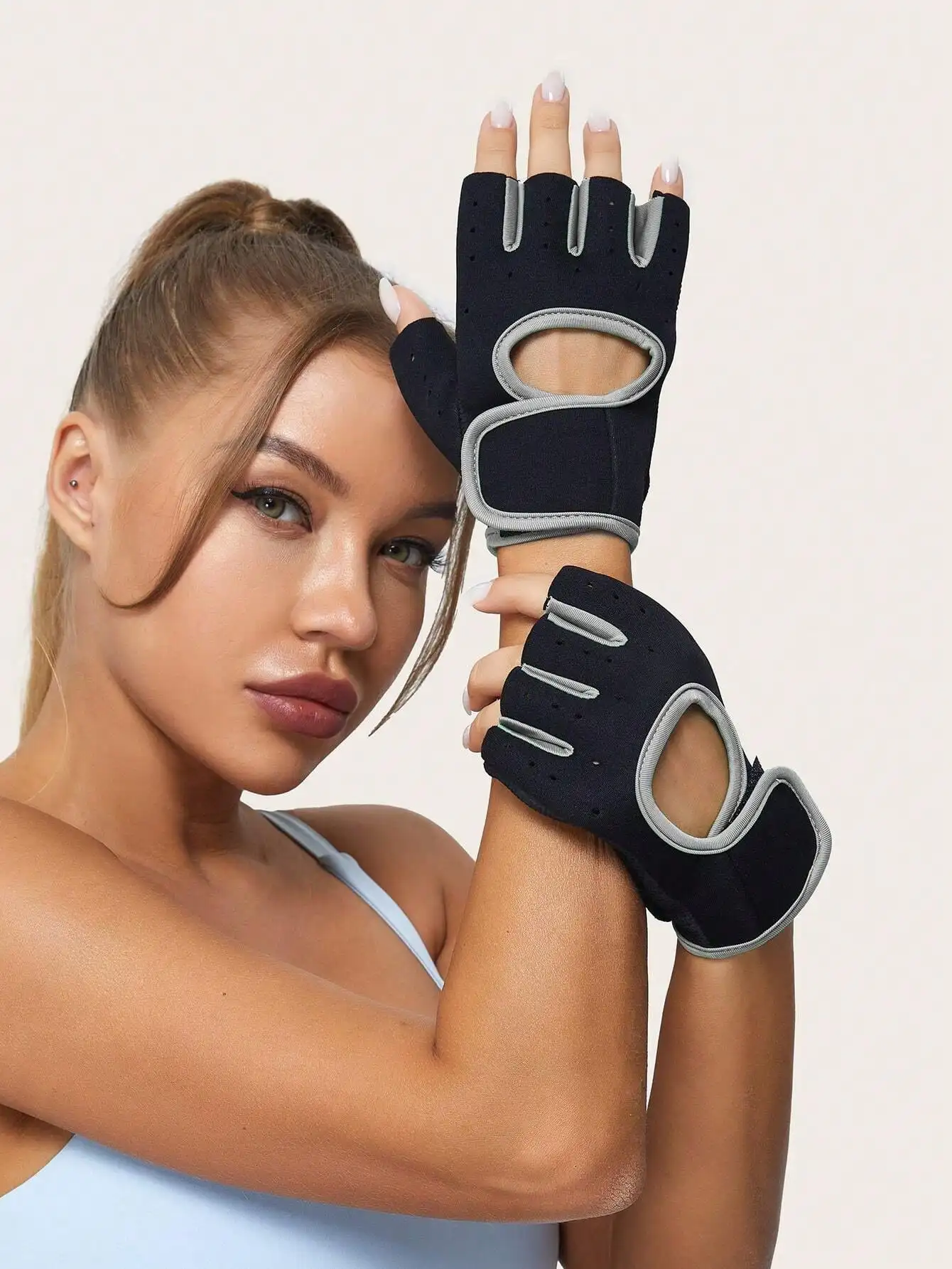 1 pair of fitness breathable exercise men and women training horizontal bar cycling half finger wrist guard anti slip gloves 3