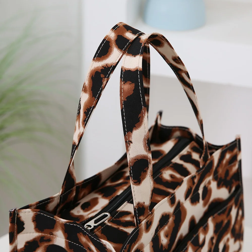 Neu eingetroffene Nylon-Pendler-Lunchtasche mit großer Kapazität, tragbare Lebensmittelaufbewahrungshandtasche, ideal für Arbeit, Mittagessen und Mama-Essentials – Detail 9