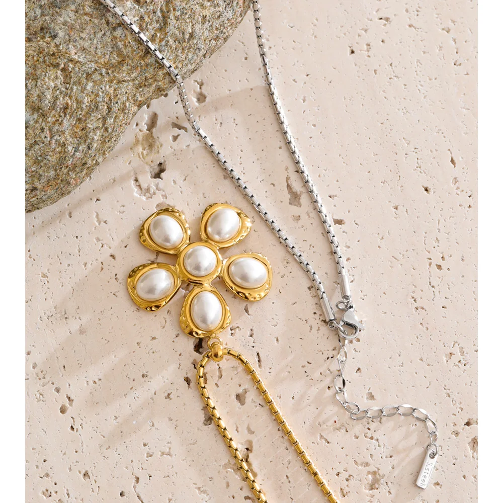 Yhpup Pearl Pendant Necklace for Women