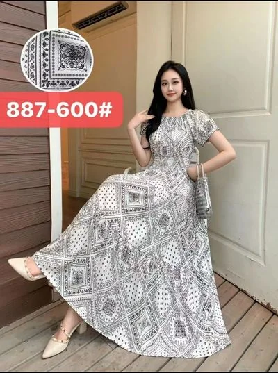 600