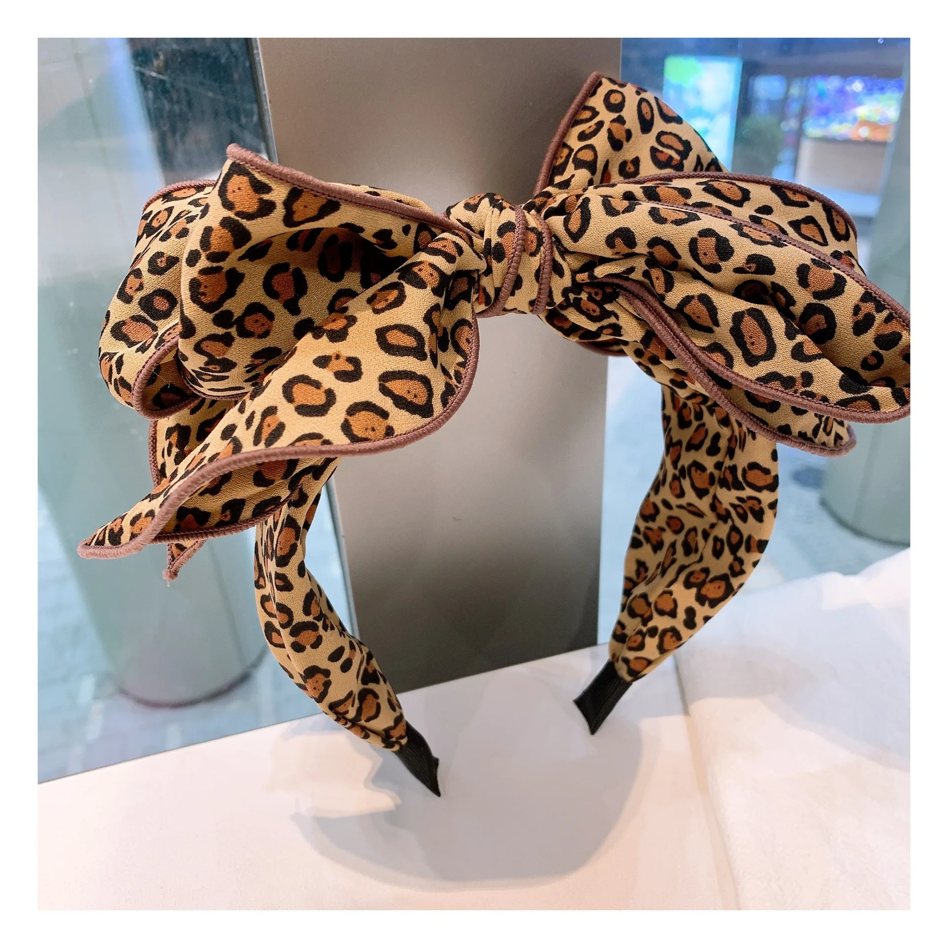 Hair Band of the original retrostyle leopard print headband multilayer bow headband fairy series headband accessoriesWomen