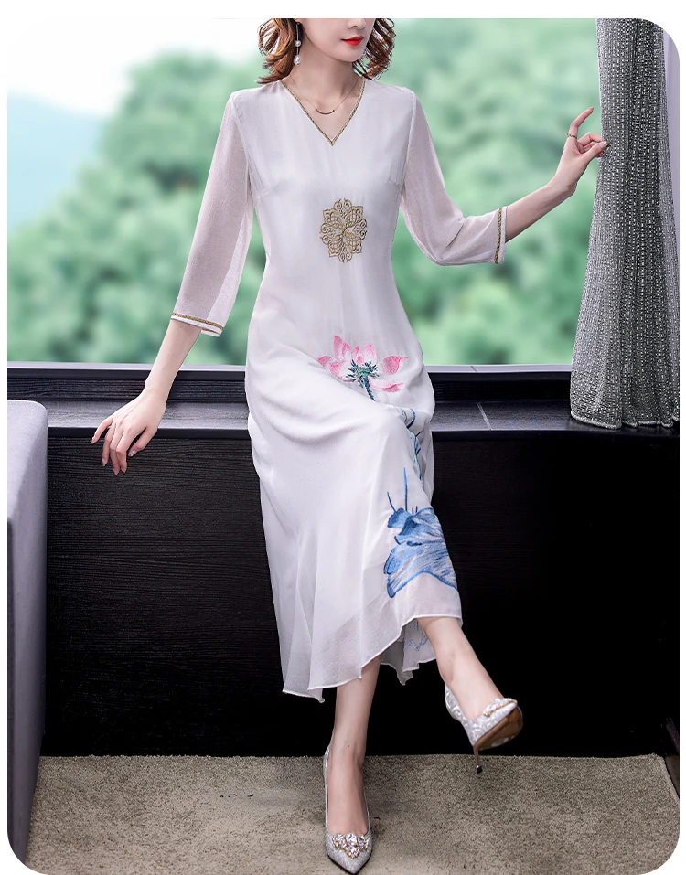 女性用ホワイトフローラルシルクミディドレス,Vネック,ライト