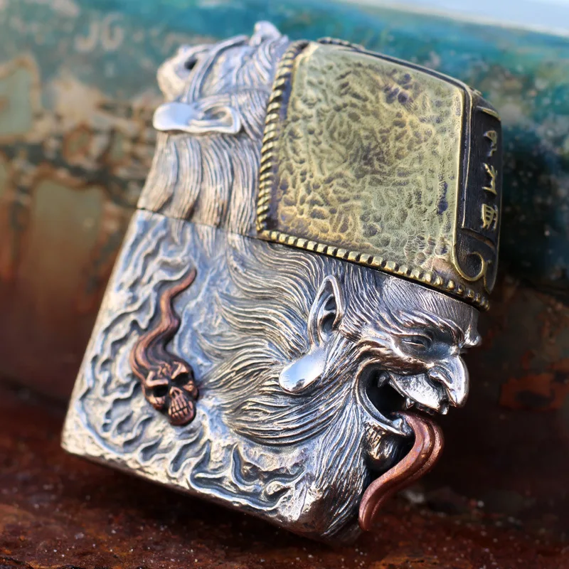 Heibai Wuchang lighter retro domineering see money kerosene silver lighter hand carved grinding wheel lighter