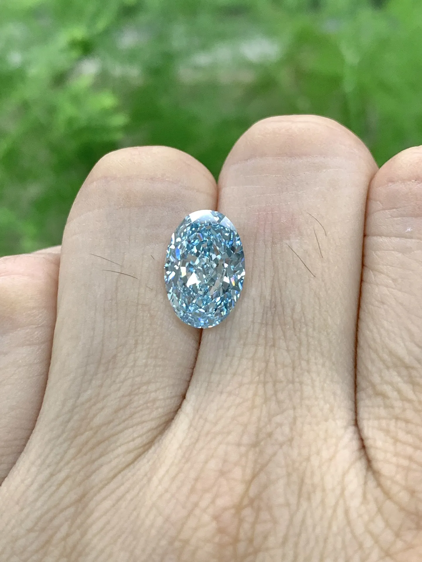 モルガナイト ルース 5.05ct 危なっかしい