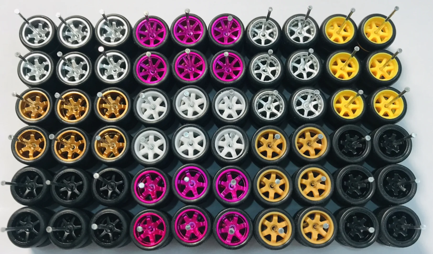 30sets/40sets 11mm wheels for 1/64 Scale Alloy Car Models 1/64 wheels with Tires + Axles for Hot Wheel/Matchbox/Domeka/Tomy 1:64 4