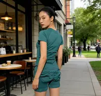 Ensemble de sport 2 pièces Impact L0GO DFSports : Haut de yoga sans couture à manches courtes et short de sport pour femme, idéal pour l'entraînement et la course à pied 2