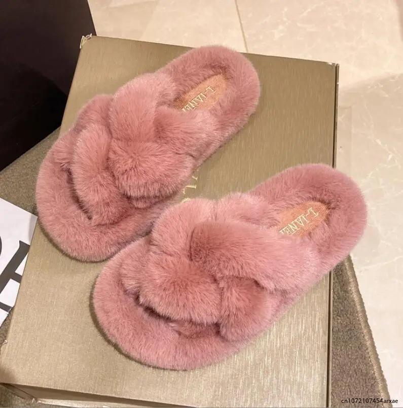 

Женские меховые шлепанцы, Нескользящие меховые шлепанцы с перекрестными ремешками, украшенные жемчугом, для улицы и дома, новинка 2023