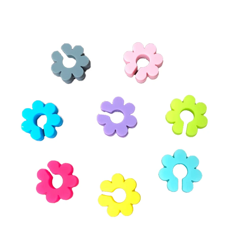 8Pcs Wine Glass Charm Identification Cup Tag Delicate Silicone Flower Drink Marker