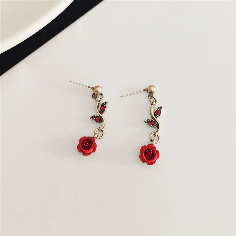 1 pair rose earrings