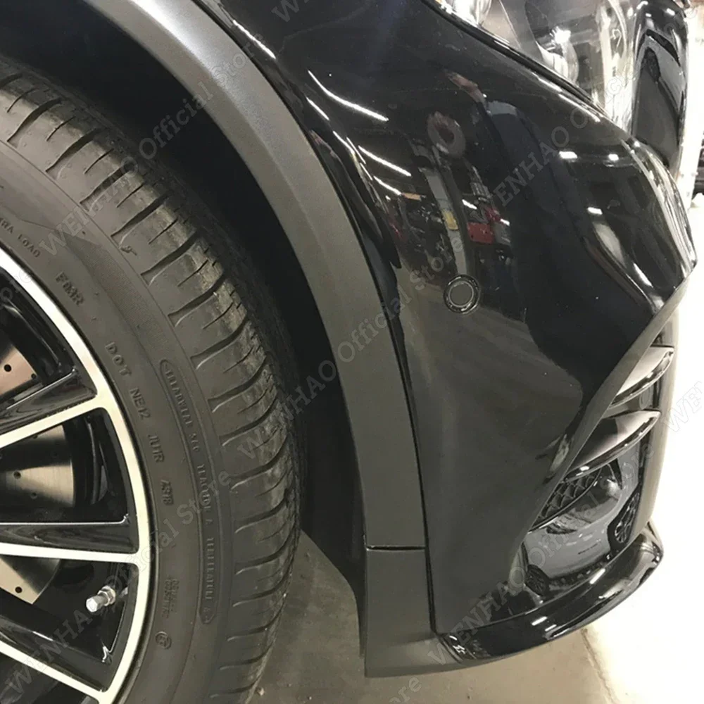 ベンツ　GLC43 純正リアオーバーフェンダー　左右　美品　レア　純正品 ベンツ GLC43 純正リアオーバーフェンダー 左右 美品 レア 純正品の