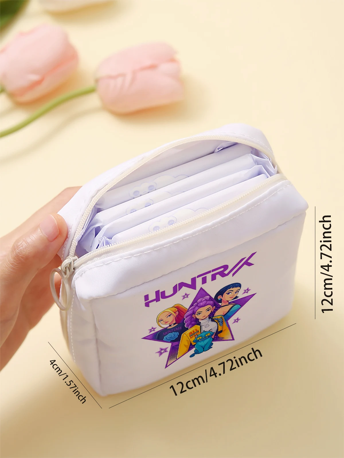 Cartoon pattern printed sanitary napkin storage bag, women's lightweight tissue bag, sanitary tissue bag