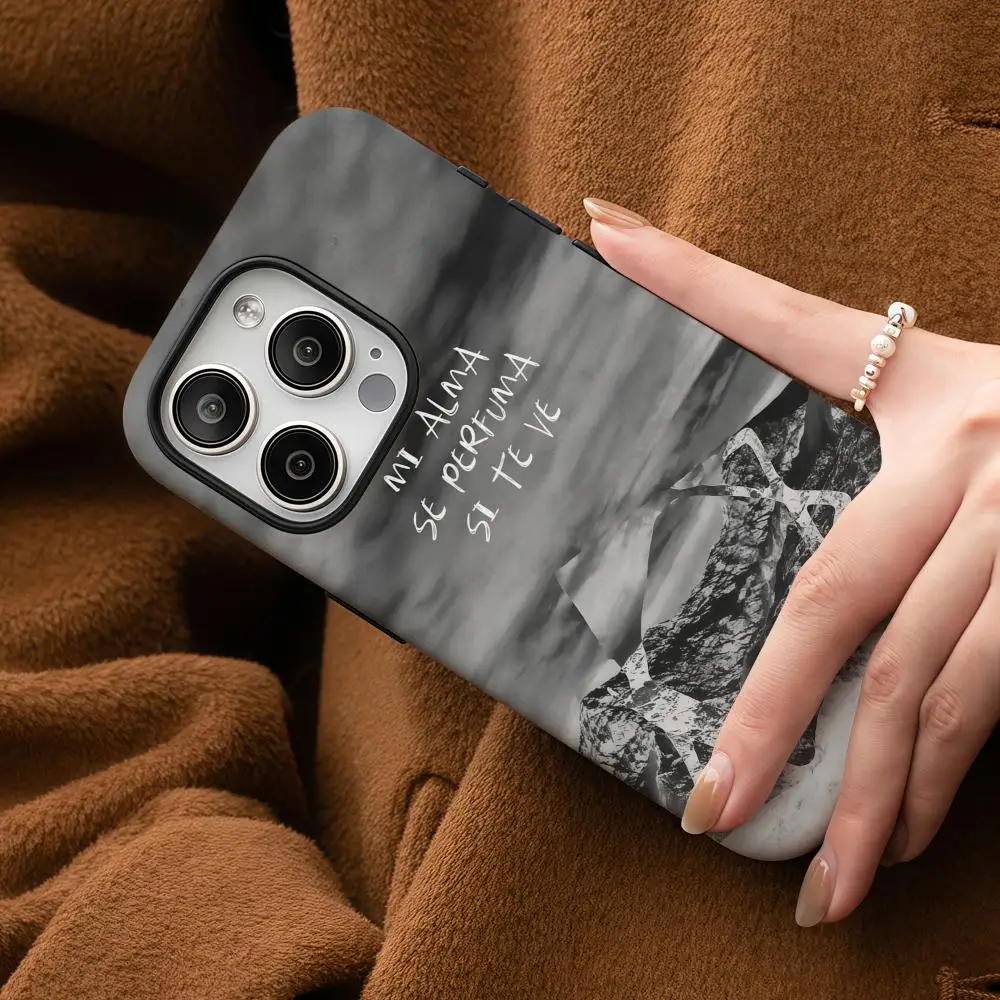 Dellafuente Torii Yama Glossy HD Double-Layer Phone Case