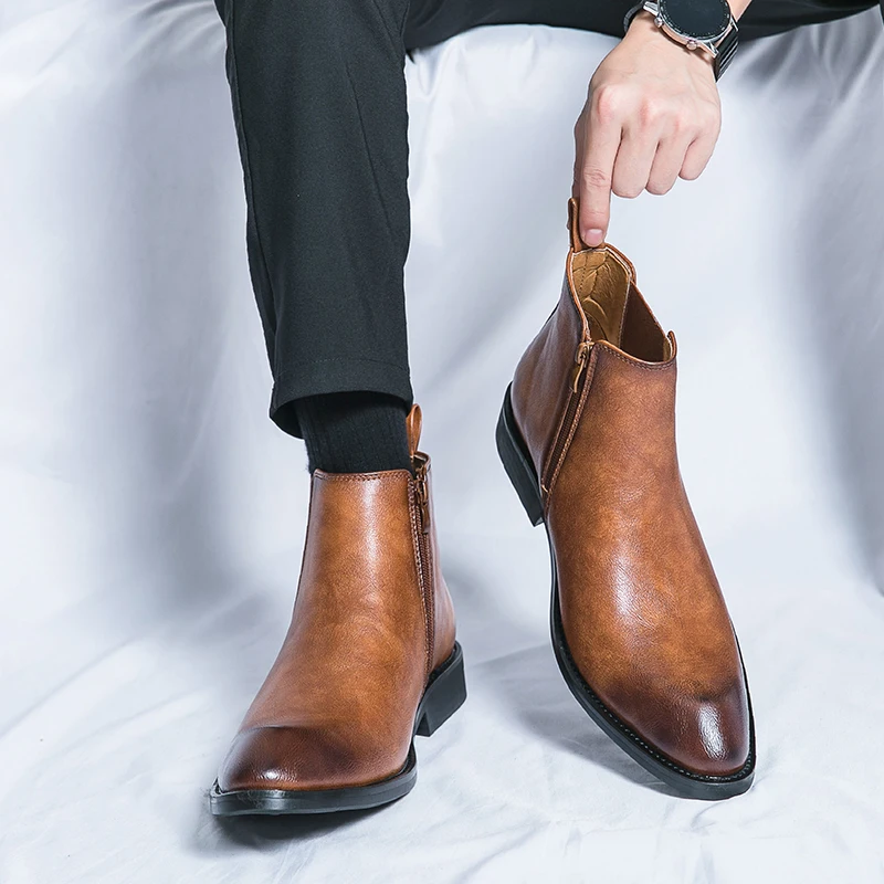 2024 Leather Spring Designer Zipper Italian Dress Office Shoes for Mens Chelsea Casual Boots Retro Pointed Ankle Boot Footwear